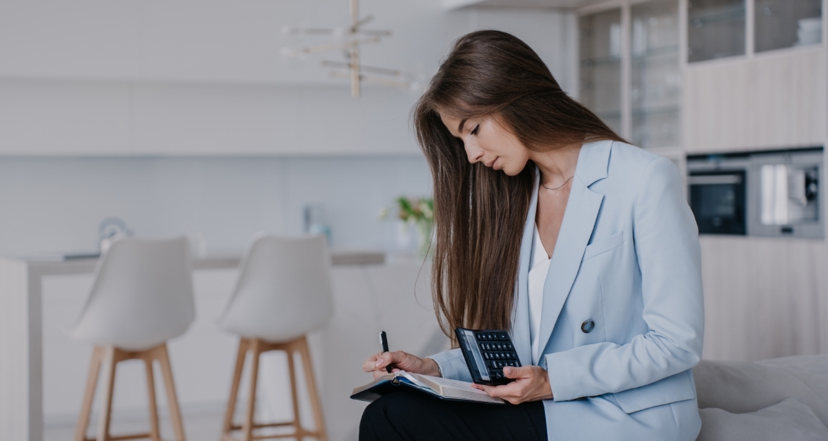 Understanding Homecare Costs: How to Make the Right Choice for Your Family and Budget